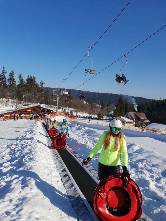 Pensjonat Laworta Ski Устрики-Долішні Екстер'єр фото