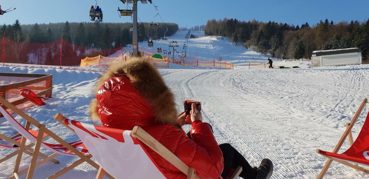 Pensjonat Laworta Ski Устрики-Долішні Екстер'єр фото